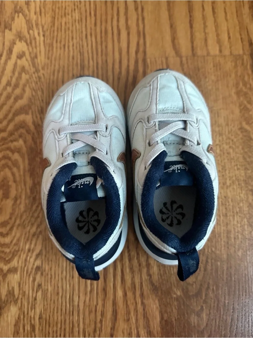 Nike Air Max Dawn Toddler Tennis Shoes Size 6C